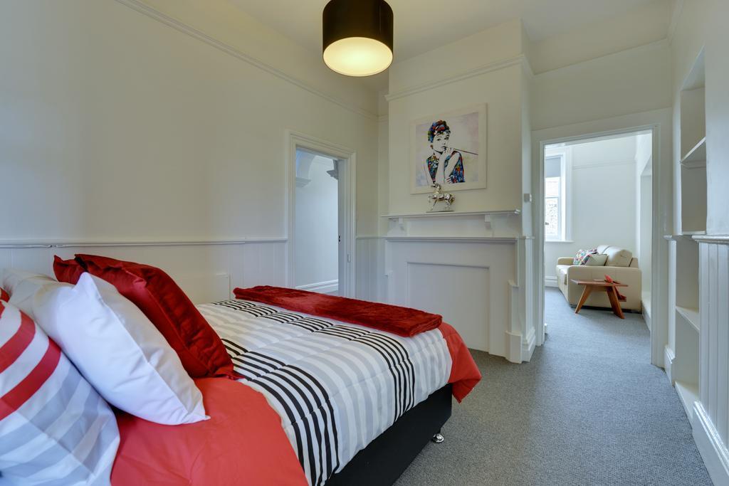 Portsea Place Hobart Room photo